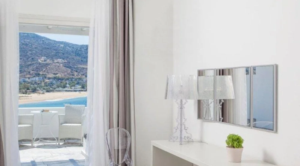 Classic Triple Sea View at Ios Palace Hotel