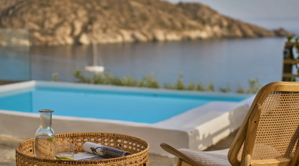 Master Suite Sea View with Private Pool at Ios Palace Hotel