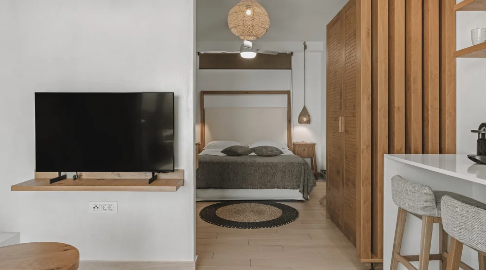 Deluxe One Bedroom Apartment Sea View at Irida Hotel