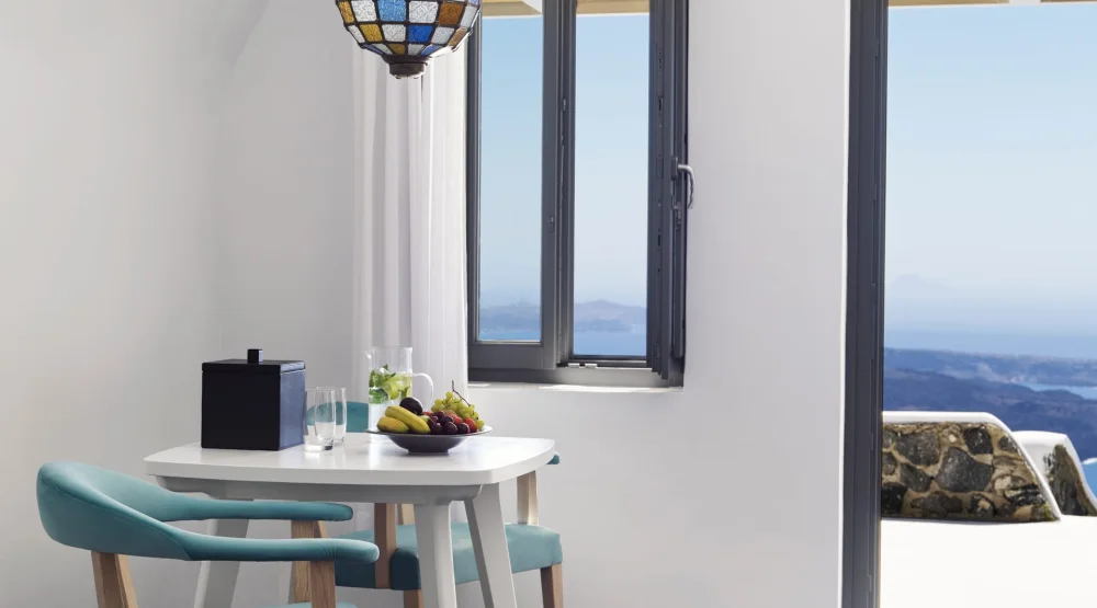 Superior Outdoor Jetted Tub Suite at Katikies Chromata Santorini