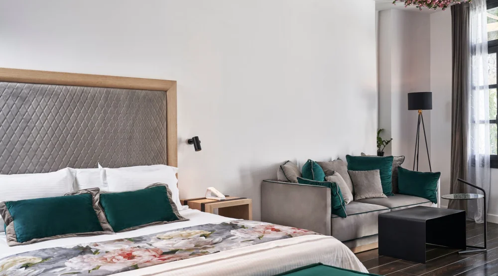 Honeymoon Jetted Tub Suite Sea View at Katikies Garden Santorini