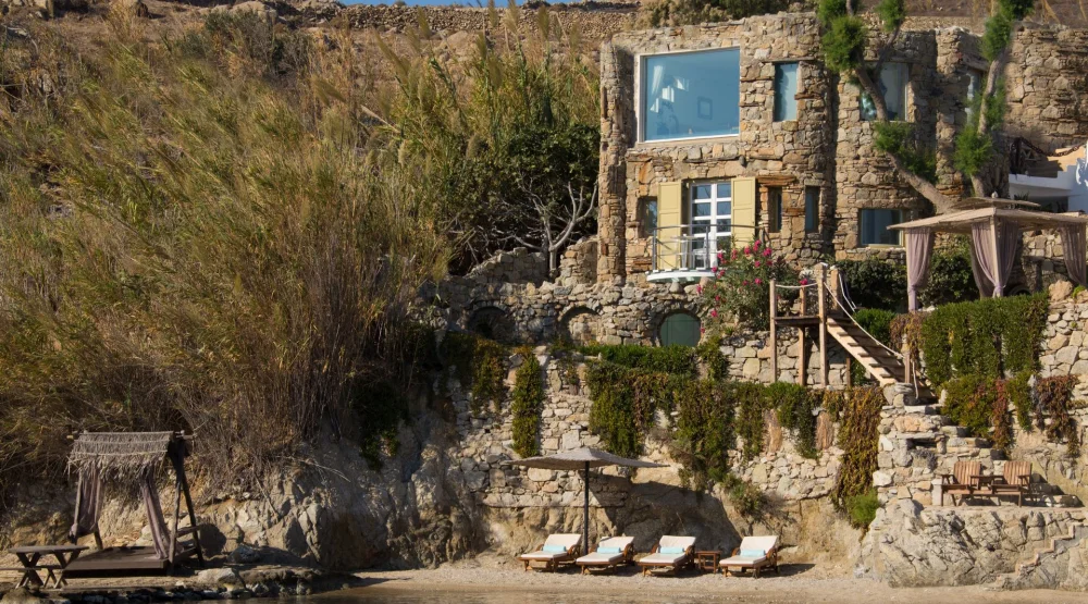 Noah’s Waterfront Villa with Private Pool and Private Beach at Kivotos Mykonos