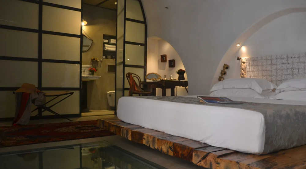 Michalis at Kokkini Porta Rossa