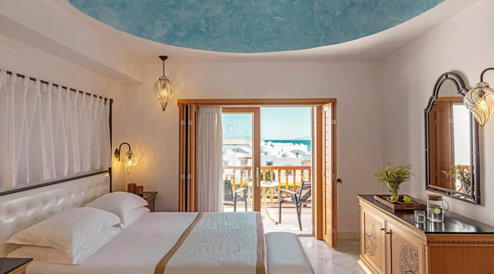 Bungalow Family Garden View with Outdoor Whirlpool Spa (jazzi) at Mitsis Selection Blue Domes