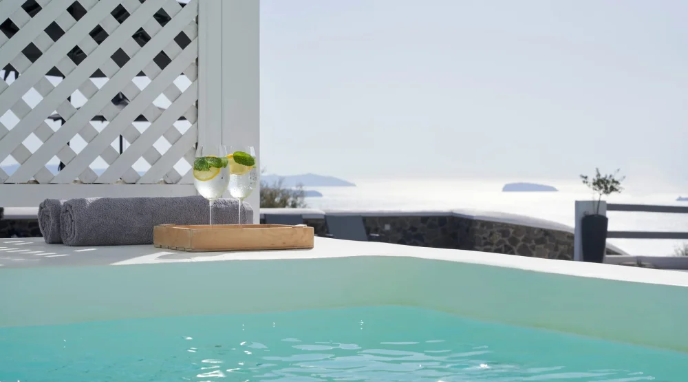 Superior Jetted Tub Side Sea View at Mr & Mrs White Oia
