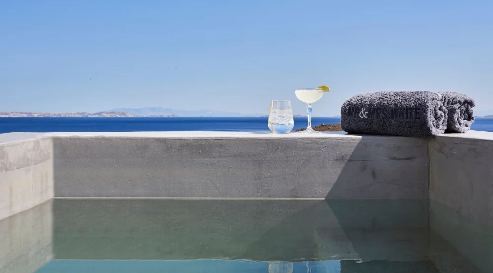 Honeymoon Suite with Outdoor Jet Tub at Mr & Mrs White Tinos