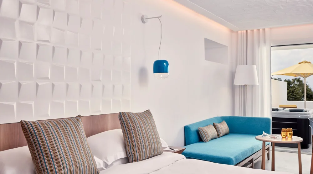 Phos Superior Room with Sea View & Outdoor Jacuzzi at Myconian Korali Relais & Chateaux Hotel
