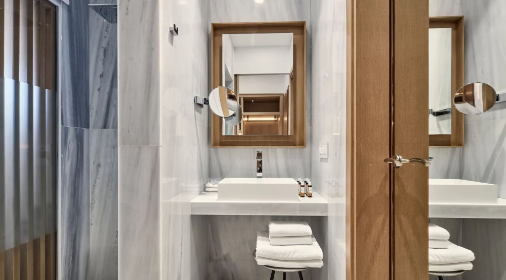 Kynthos Junior Suite with Full Sea View & Outdoor Jacuzzi at Myconian Korali Relais & Chateaux Hotel