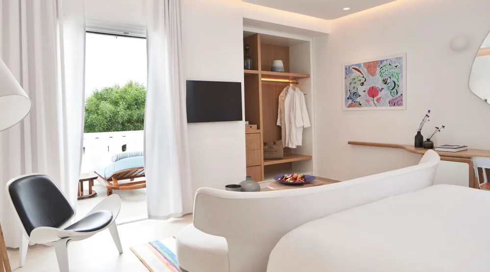Paragon Junior Suite with Outdoor Jacuzzi at Myconian Kyma Design Hotel