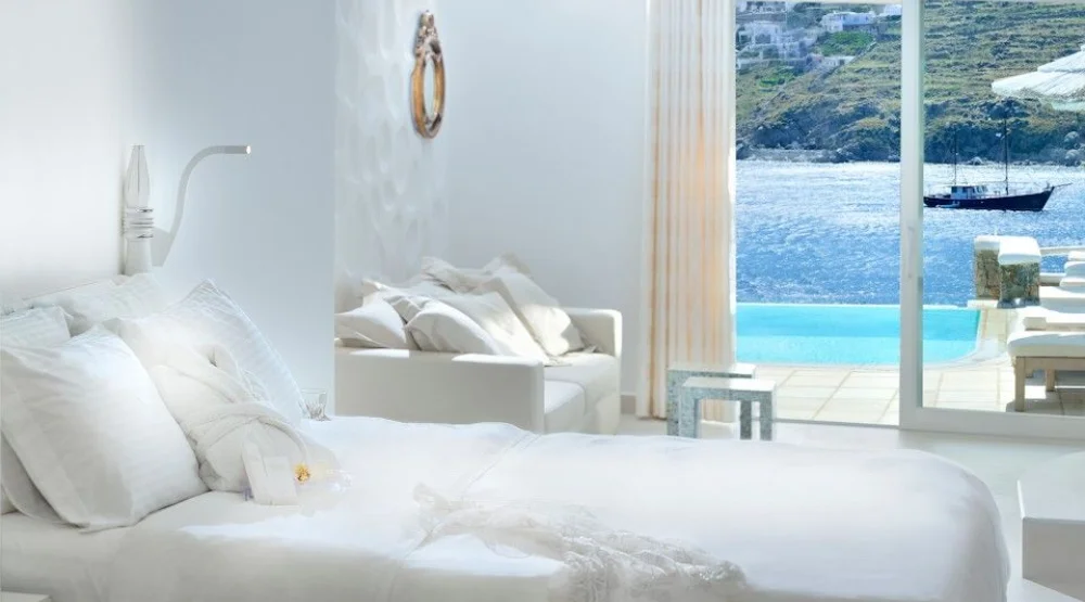 Myconian Grand Suite Sea View with Outdoor Sharing Pool at Nissaki Boutique Hotel