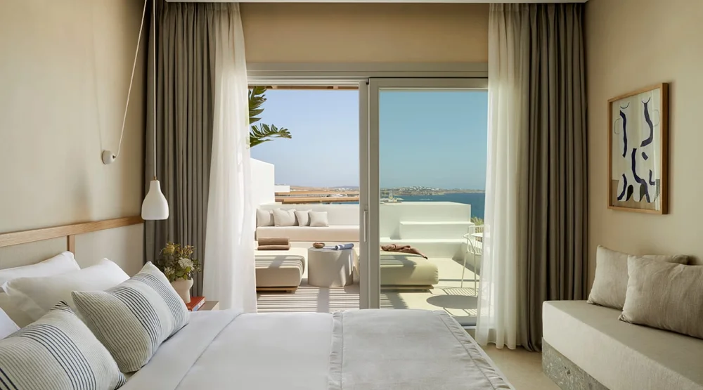 Comfort Sea View Room with Open Air Jacuzzi at Parocks Luxury Hotel & Spa