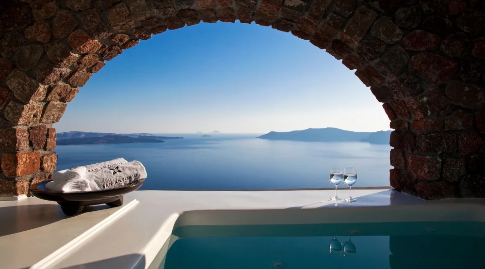 Superior Suite Sea View with Jacuzzi at San Antonio Luxury Hotel