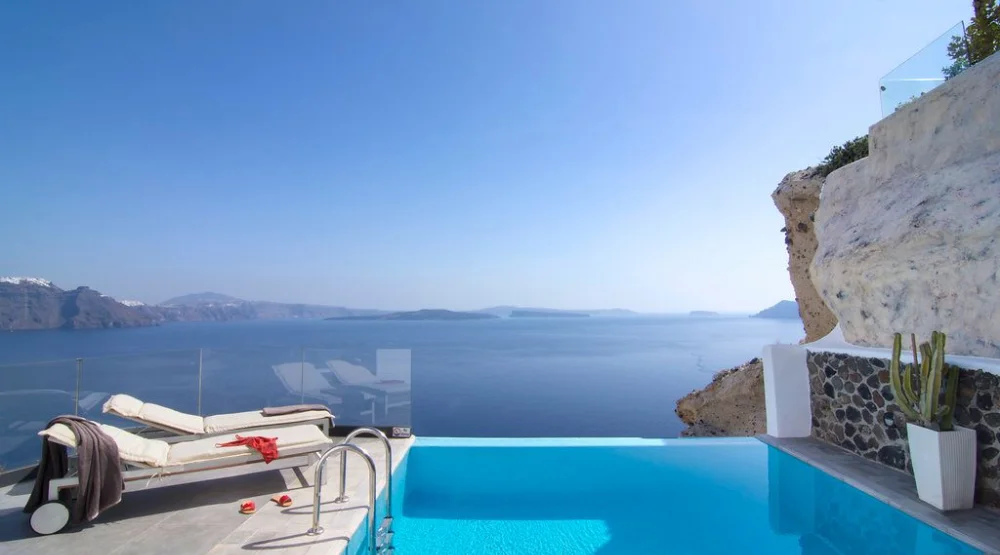 Infinity Suite with Private Pool & Caldera View at Santorini Secret Suites & Spa