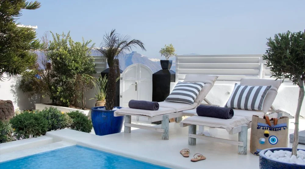 Junior Villa with Outdoor Pool & Panoramic View at Santorini Secret Suites & Spa