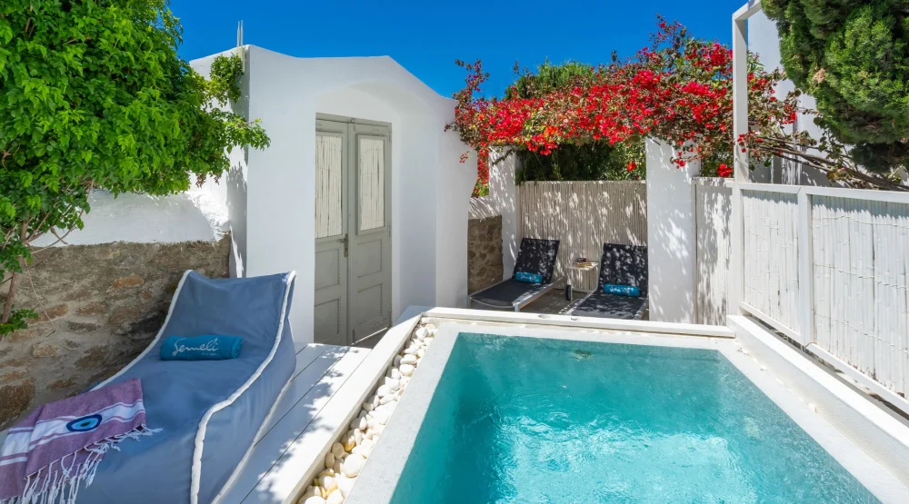 Garden Suite at Semeli Hotel