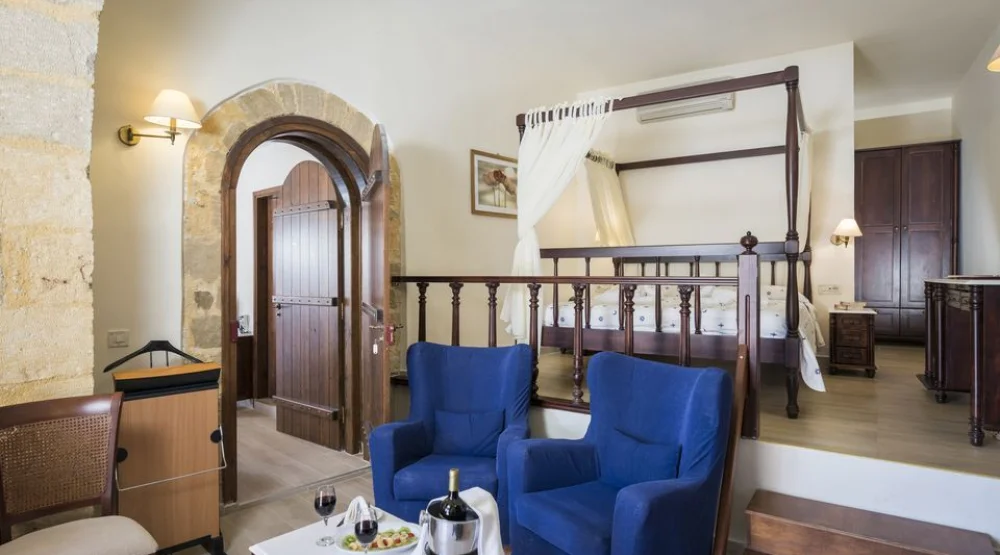 Suite at Spilia Village Hotel & Villas