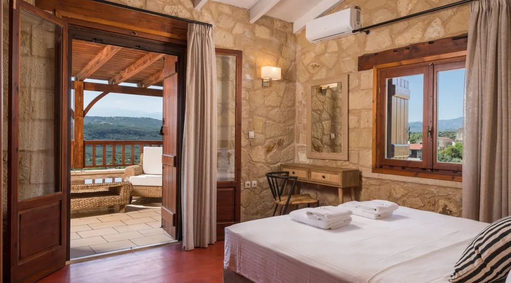 Three Bedroom Villa with Bbq at Spilia Village Hotel & Villas