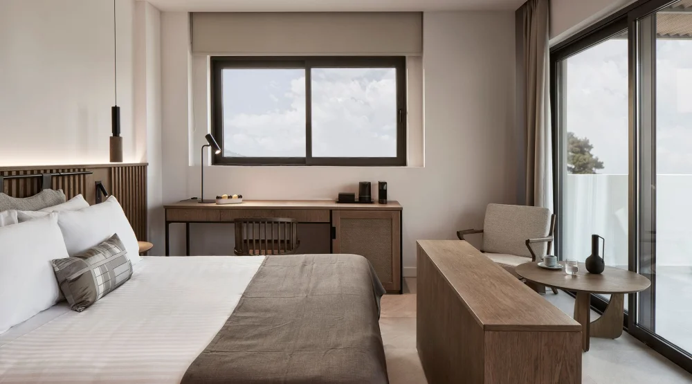 Junior Suite Garden View at The Olivar Suites