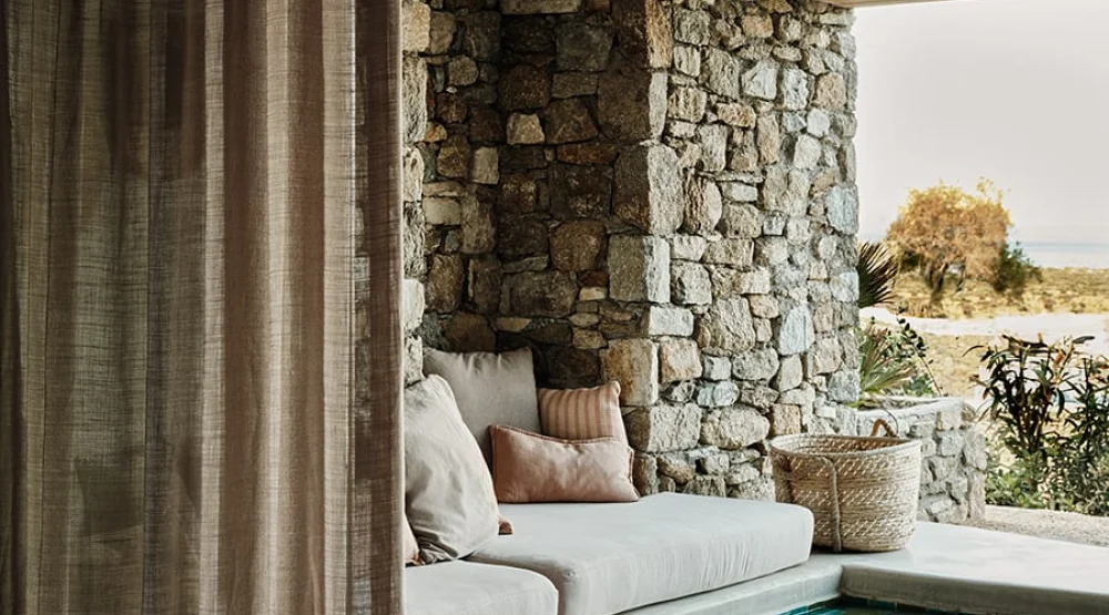 Signature Suite Plunge Pool with Sea View at The Wild By Interni