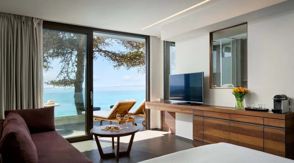 Junior Suite Sea Front Spa at White Rocks Hotel