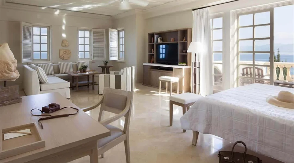 Junior Panorama Suite at Anassa