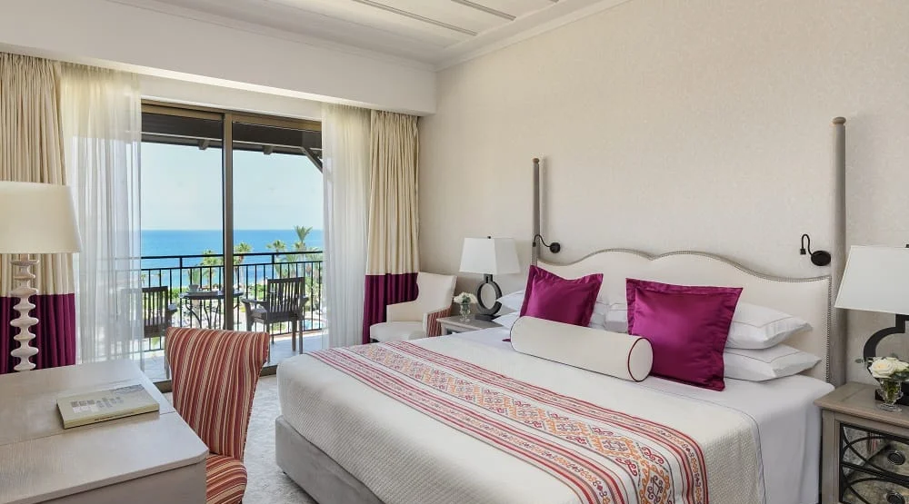 Deluxe Sea View Suite at Elysium