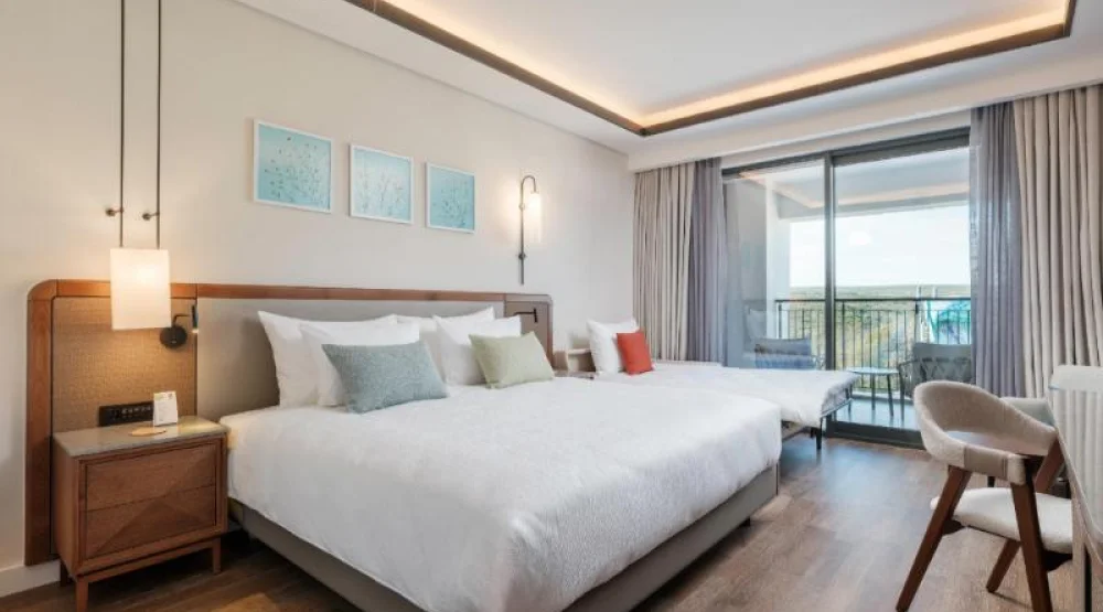 Deluxe Adventure Park View Family Suite - Family Zone at Anda Barut Collection