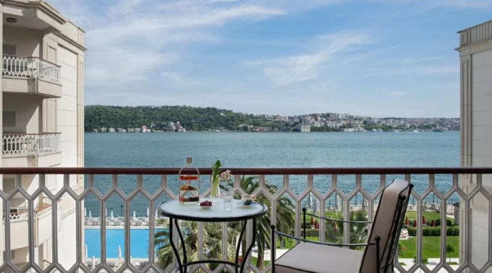 Deluxe Ciragan Bosphorus View King Room at Ciragan Palace Kempinski Hotel
