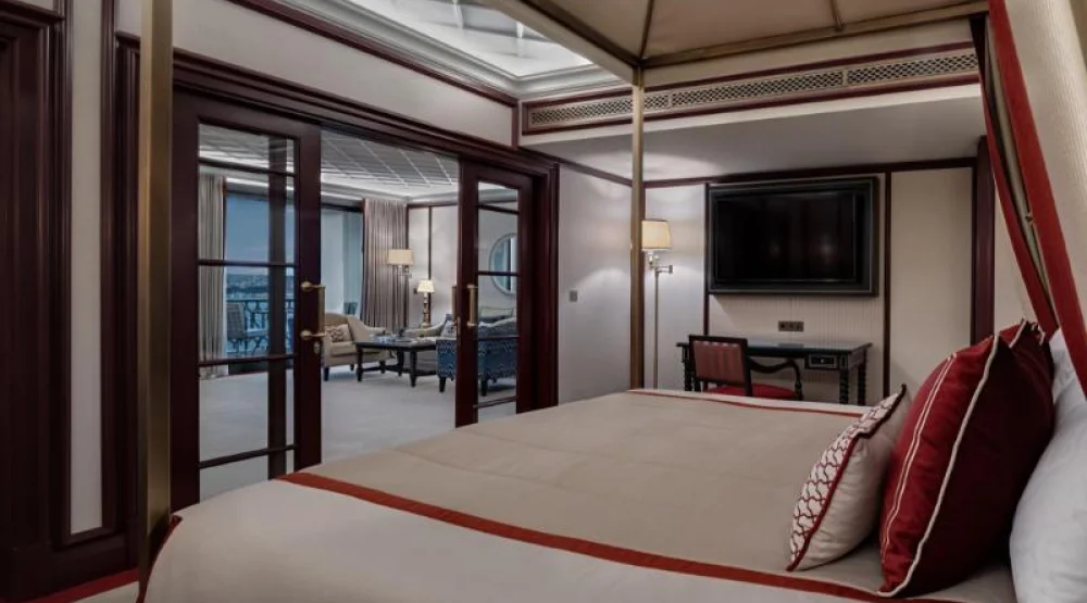 Bosphorus Executive Suite at Ciragan Palace Kempinski Hotel