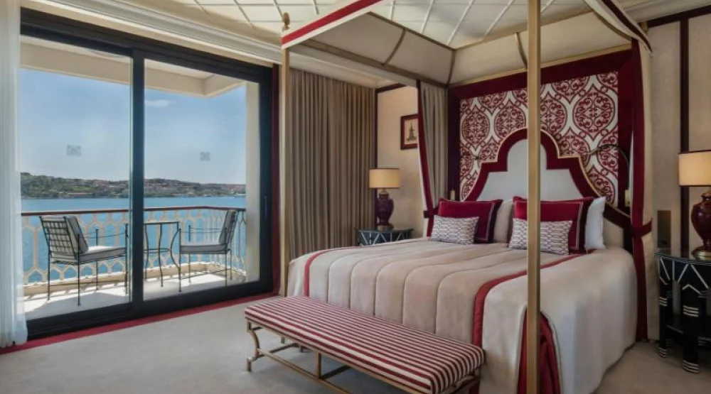 Vezir Suite at Ciragan Palace Kempinski Hotel