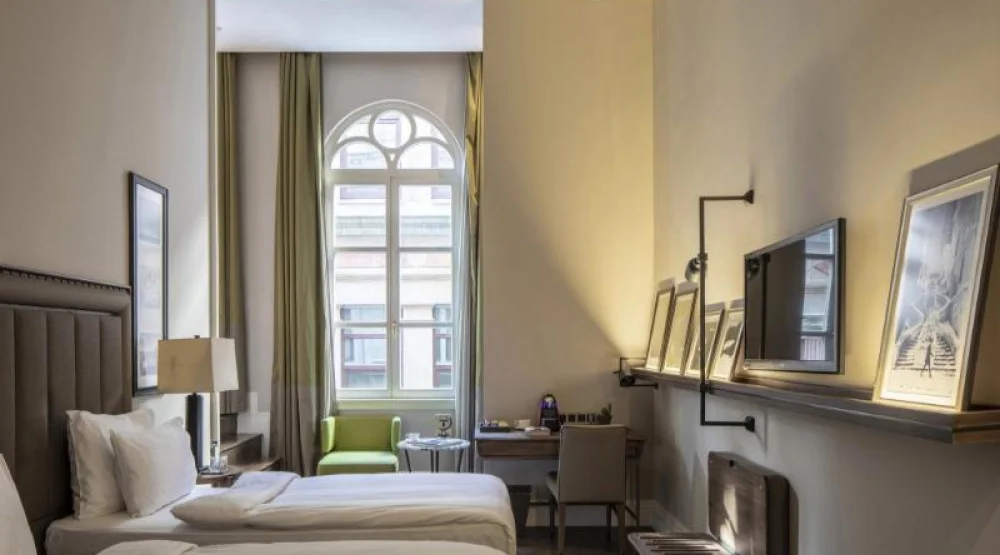 Deluxe Twin Room, Guest Room, Two Twin, City View at The Bank Hotel Istanbul