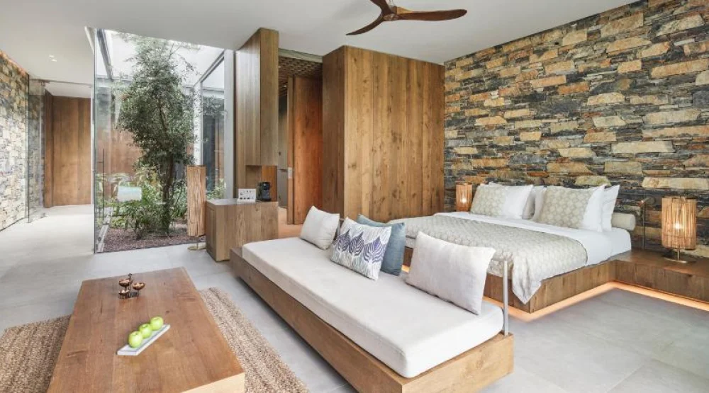 Deluxe Lagoon Family Quad at Voyage Torba & Private Hotel