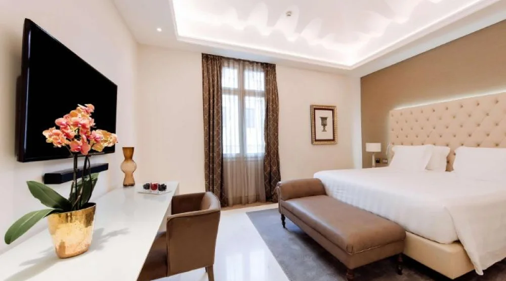 King Guest Room at Aleph Rome Hotel Curio Collection by Hilton