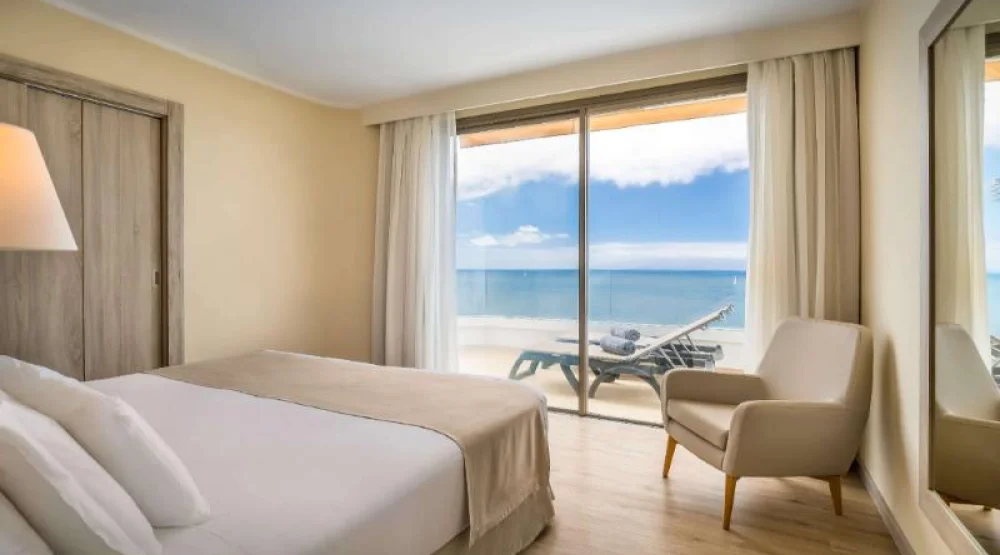 Junior Suite at Barcelo Santiago