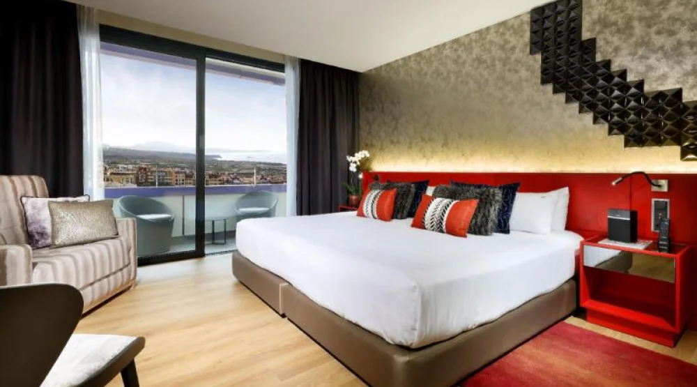 Rock Royalty Deluxe at Hard Rock Hotel Tenerife