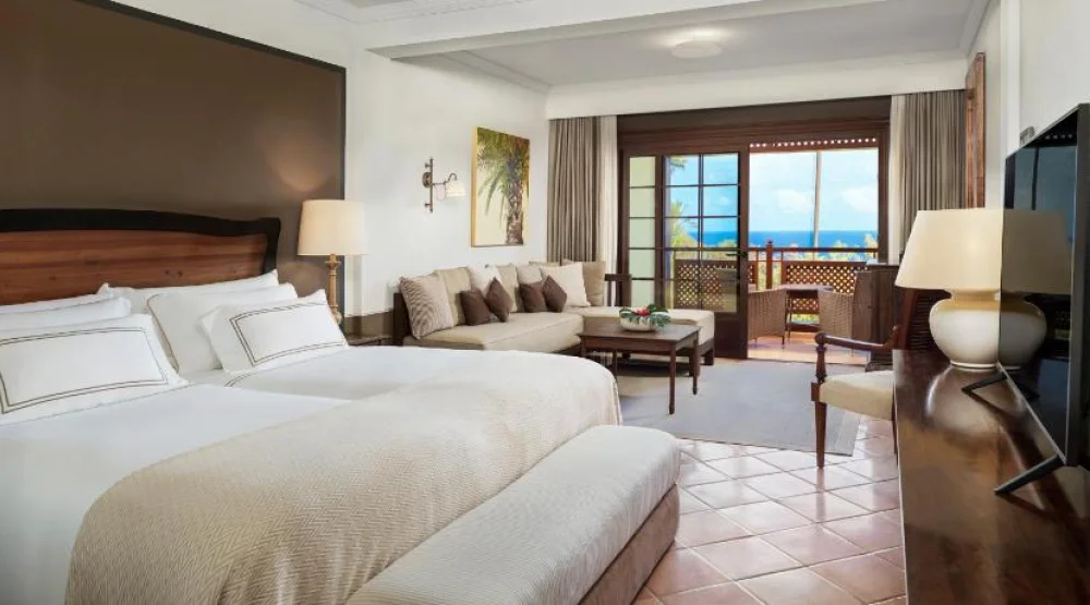 Singular Junior Suite Golf View at Hotel Hacienda del Conde Melia Collection