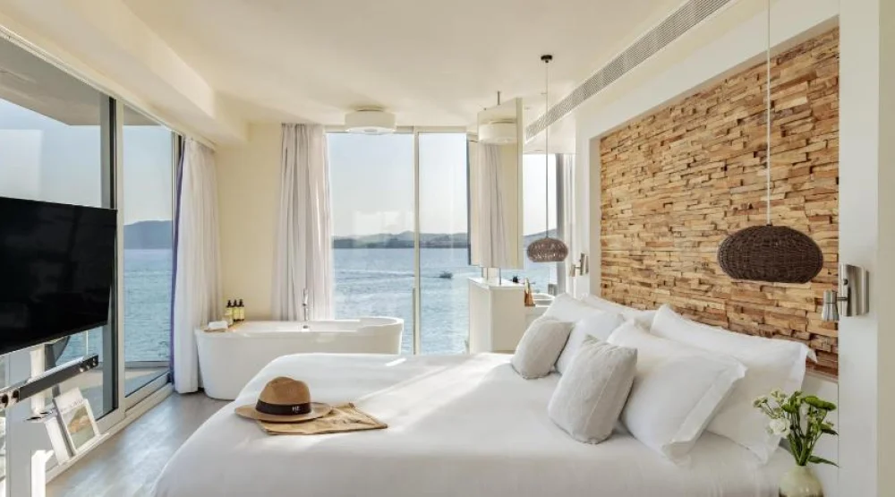 Extra Me+ Junior Suite Two Bedroom Sea View at Me Ibiza