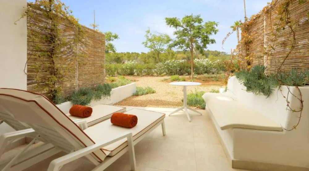 Signature Level Deluxe Cosy at TRS Ibiza Hotel