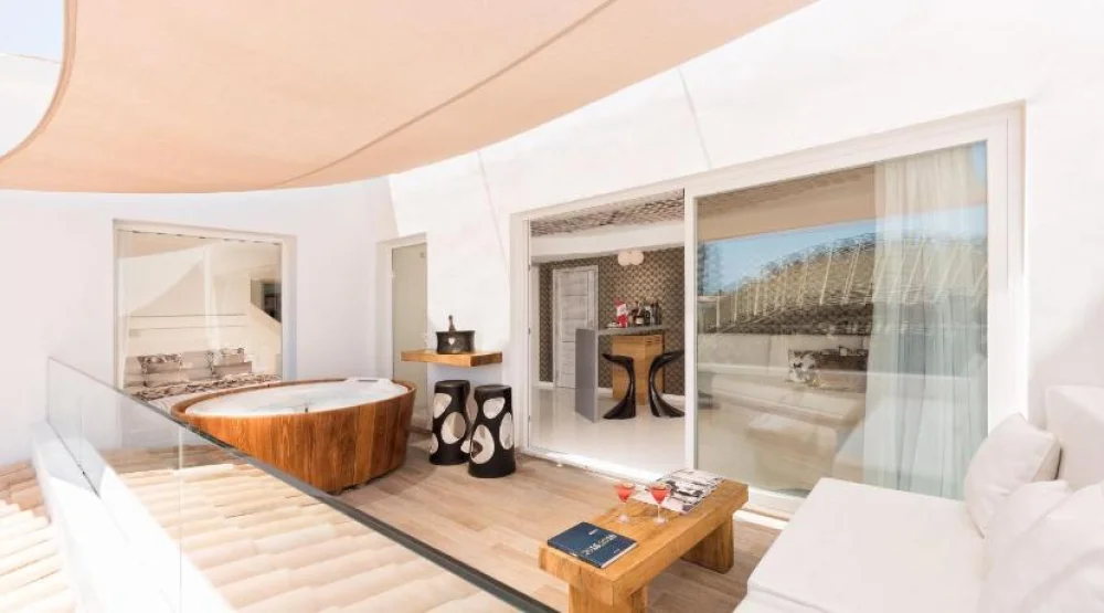 Suite Backstage at Ushuaia Ibiza Beach Hotel