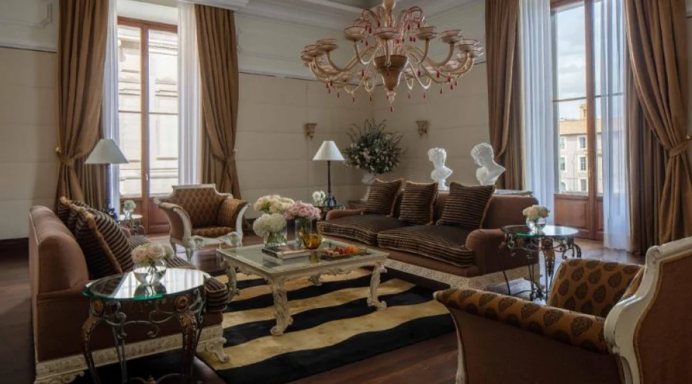 Sophia Loren Suite at Anantara Palazzo Naiadi