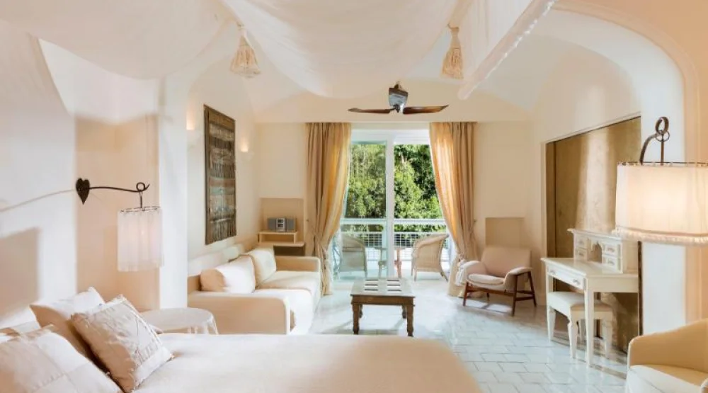 Deluxe Double Garden Side at Capri Palace Jumeirah