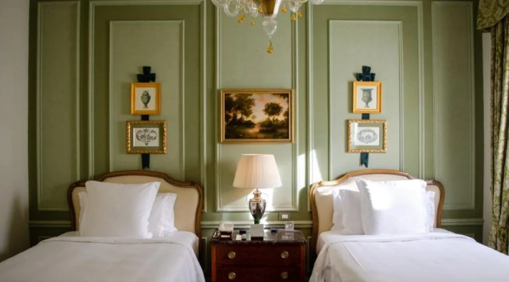 Premier Room with Two Twin Beds at Four Seasons Hotel Firenze