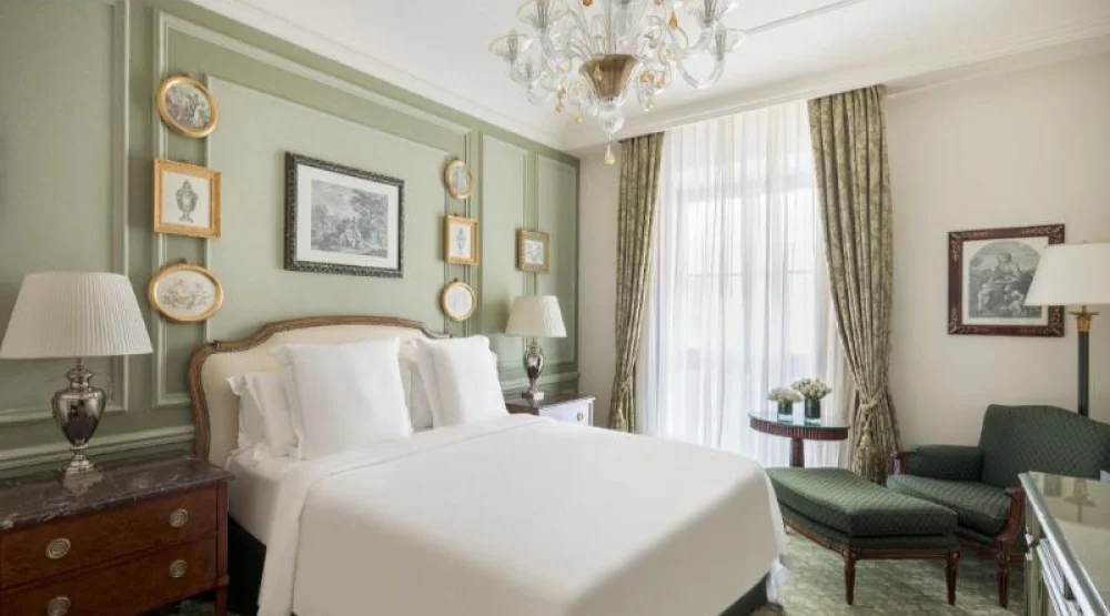 Superior Room, One King Bed (courtyard Or Street View) at Four Seasons Hotel Firenze