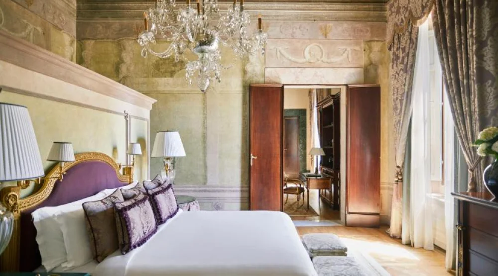 Frescoed Executive Suite with King Bed at Four Seasons Hotel Firenze
