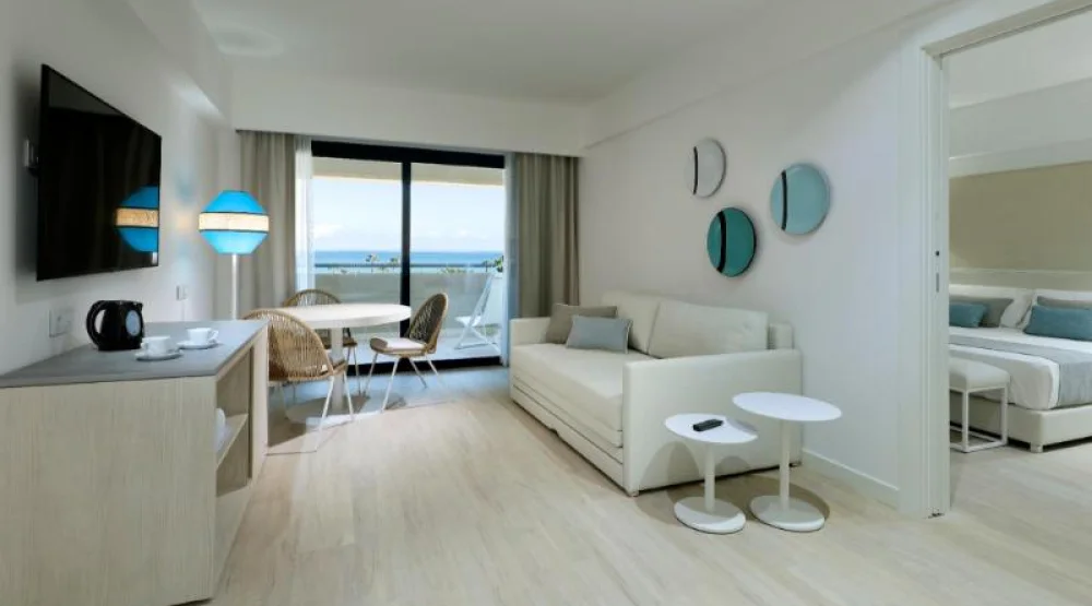 Suite Sea View Grand Terrace at Grand Palladium Sicilia Resort & Spa