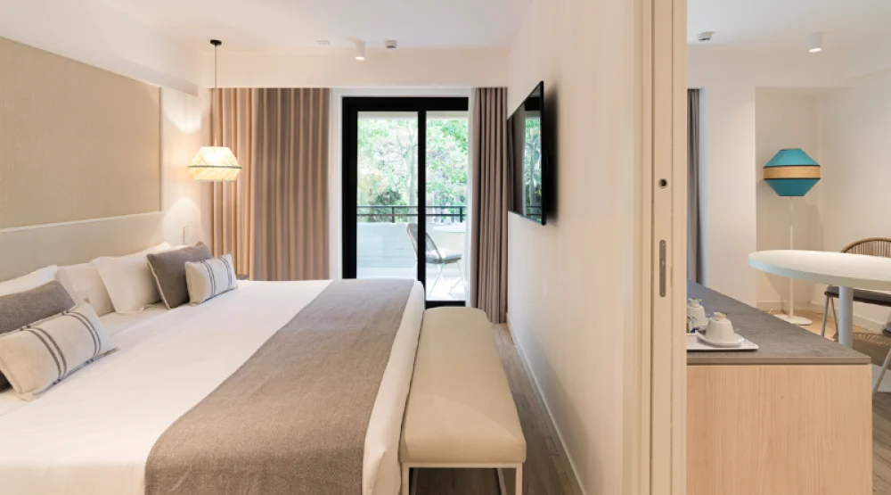 Suite at Grand Palladium Sicilia Resort & Spa