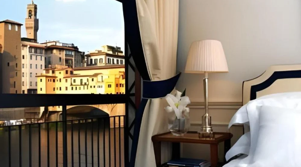 Deluxe Suite at Hotel Lungarno
