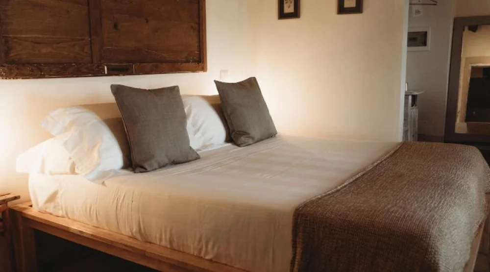 Superior Deluxe Double Room with Valley View at Locanda In Tuscany