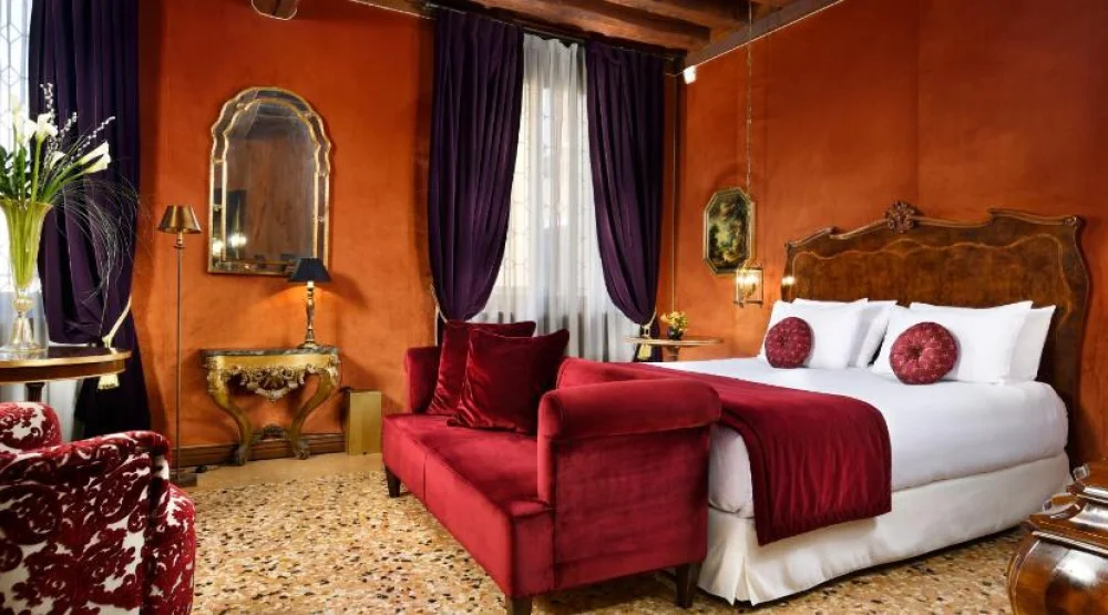 Prestige Double Room with Grand Canal View at Palazzo Venart Luxury Hotel