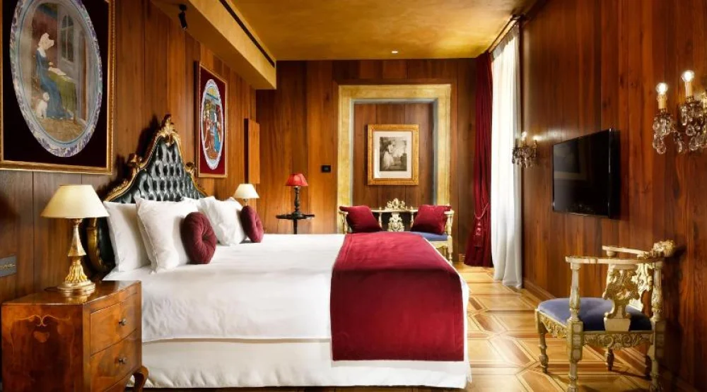Suite with Gran Canal View at Palazzo Venart Luxury Hotel